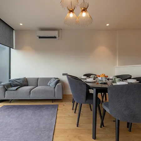 12A, Luxury & Unique, Cinema, Terrace, Stunning View, Central Location!-3